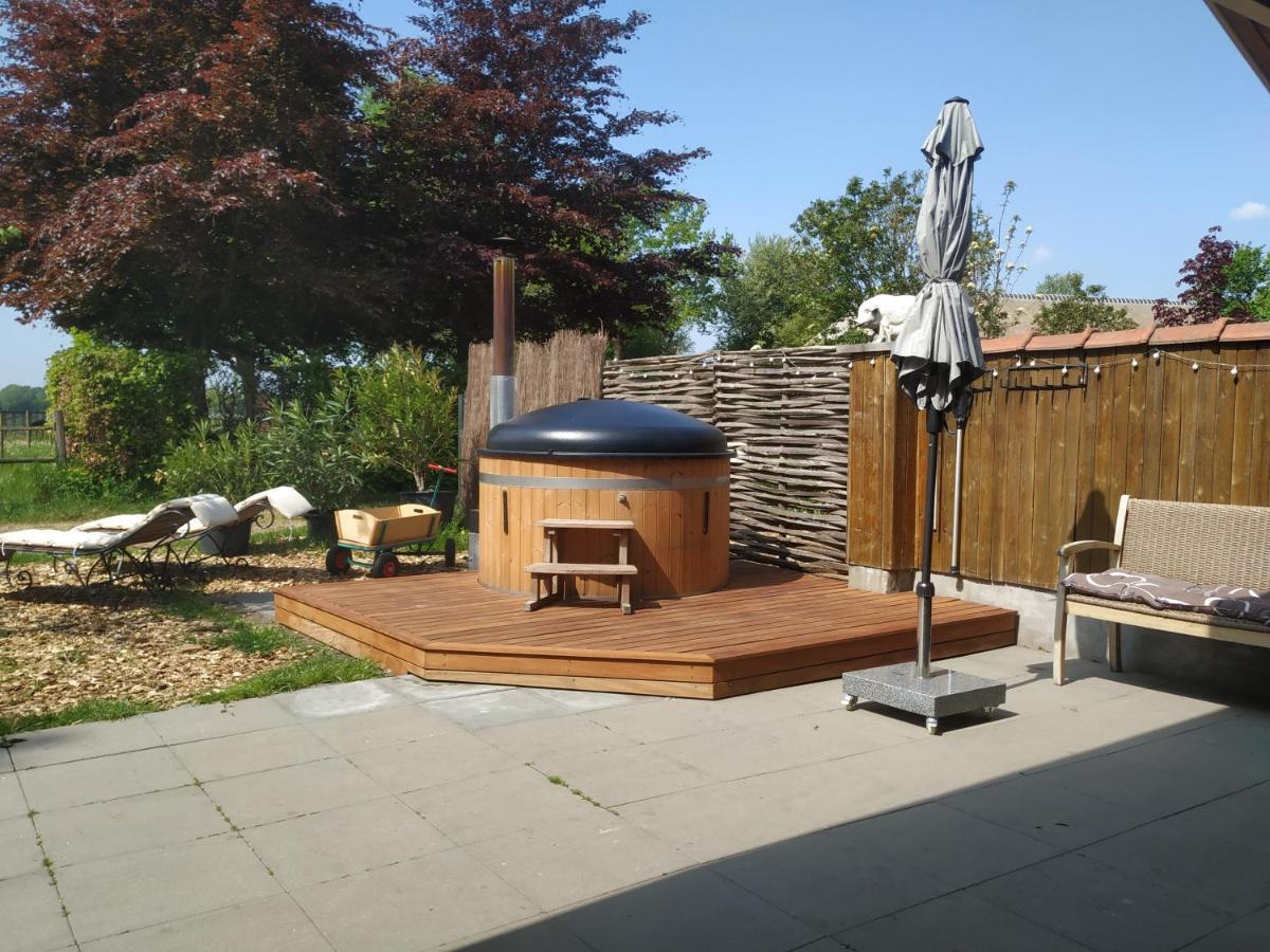 Chalet "Het Biggetje" Hottub - Sauna Volkel Exterior photo
