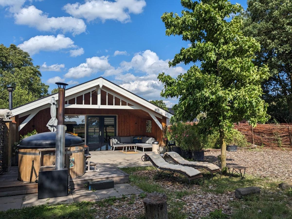 Chalet "Het Biggetje" Hottub - Sauna Volkel Exterior photo